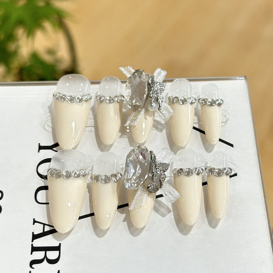 【Classic French Style】Purely Handmade Wearable Nails White Rich Beautiful French Gentle Cute High-end Nail Art Detachable Phototherapy Nail Stickers Finished Product